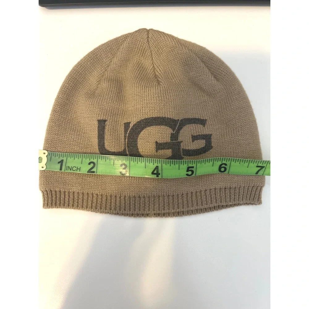 UGG baby beanie
